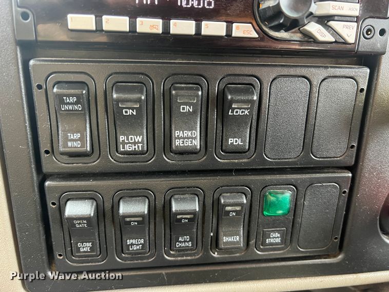 image for item JU9764 2009 International WorkStar 7400  dump truck