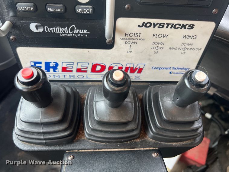 image for item JU9764 2009 International WorkStar 7400  dump truck