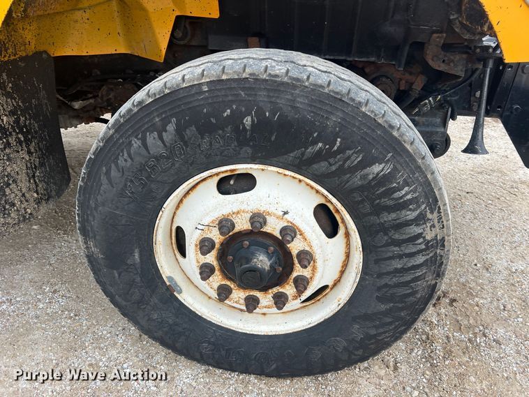 image for item JU9764 2009 International WorkStar 7400  dump truck