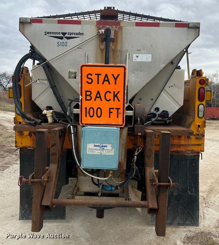 image for item JU9765 2006 International 7400  dump truck