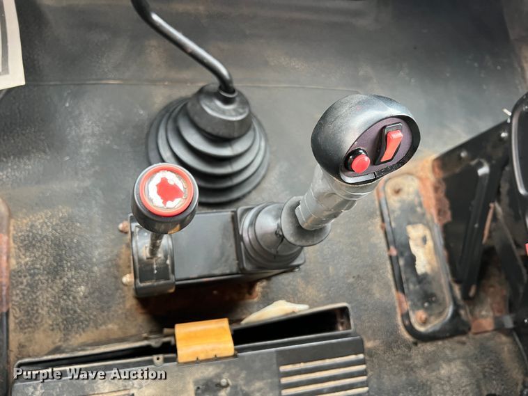 image for item JU9765 2006 International 7400  dump truck