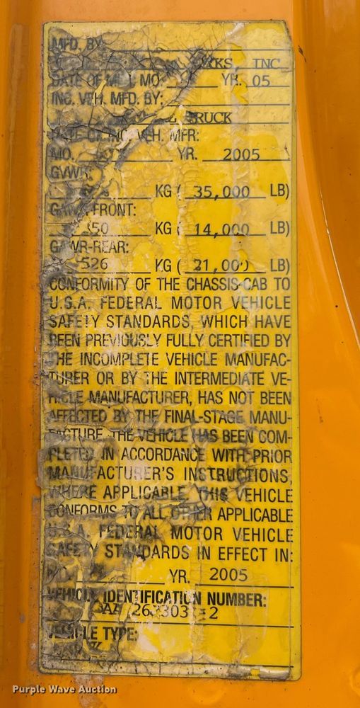 image for item JU9765 2006 International 7400  dump truck