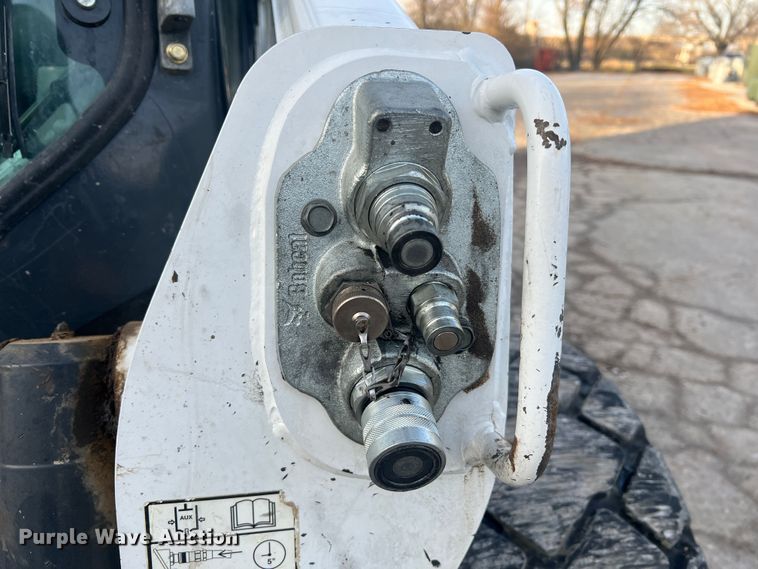 image for item JU9792 2012 Bobcat A770  skid steer loader