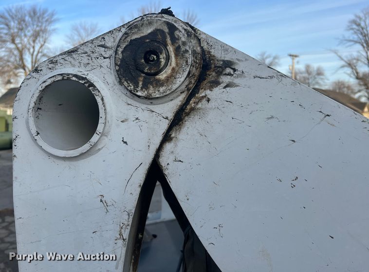 image for item JU9792 2012 Bobcat A770  skid steer loader