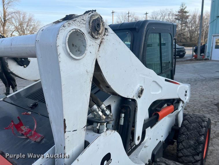 image for item JU9792 2012 Bobcat A770  skid steer loader