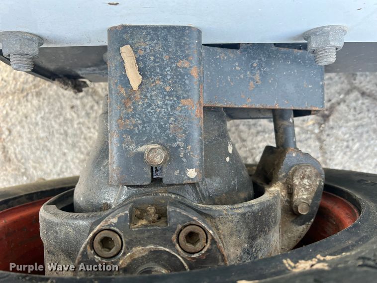 image for item JU9792 2012 Bobcat A770  skid steer loader