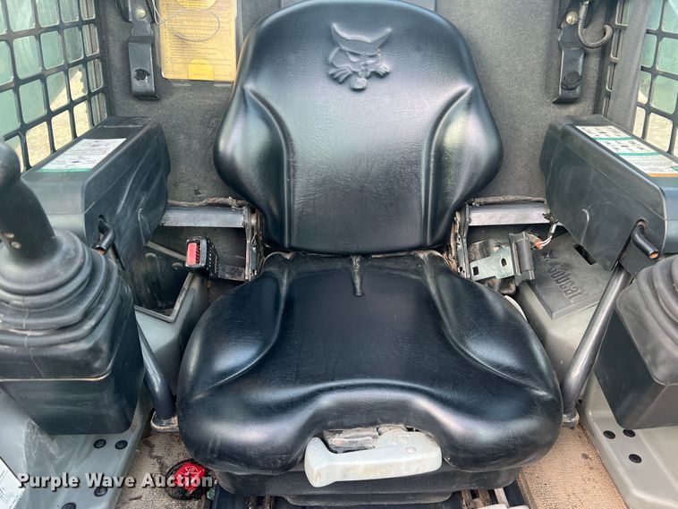 image for item JU9792 2012 Bobcat A770  skid steer loader