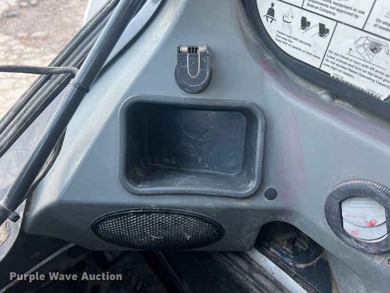 image for item JU9792 2012 Bobcat A770  skid steer loader