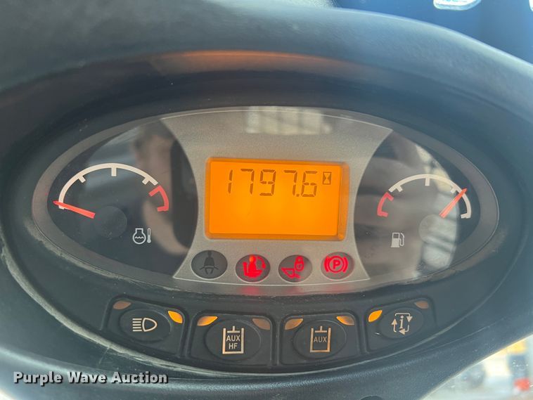 image for item JU9792 2012 Bobcat A770  skid steer loader