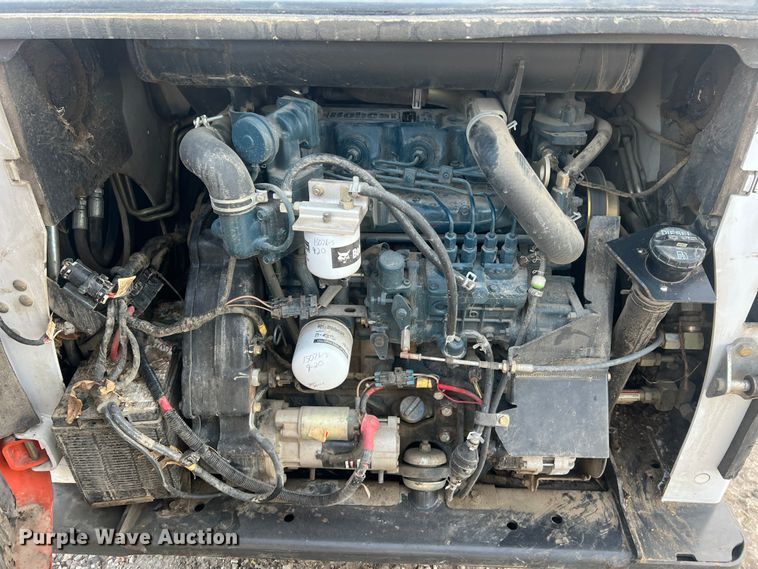 image for item JU9792 2012 Bobcat A770  skid steer loader