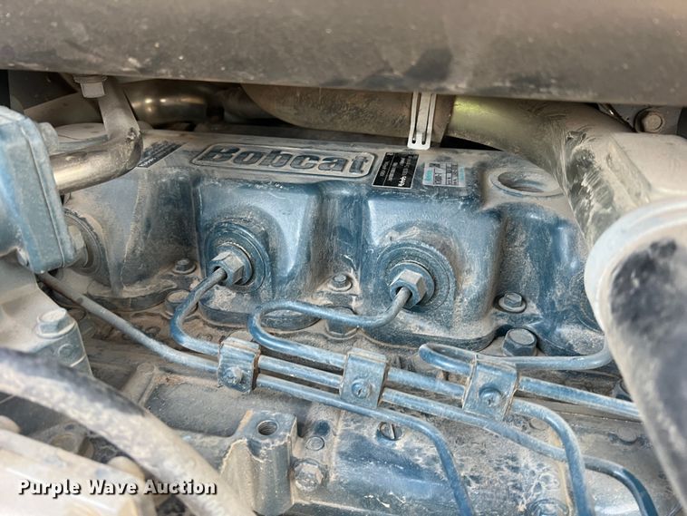 image for item JU9792 2012 Bobcat A770  skid steer loader