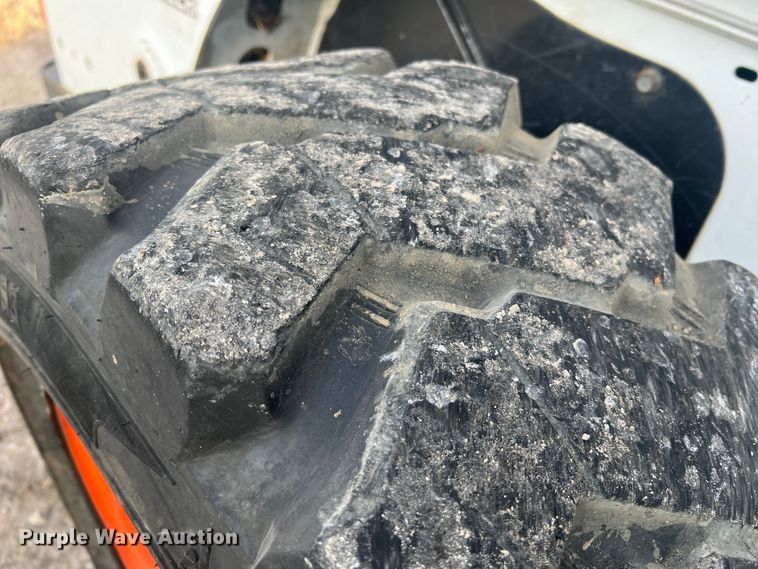 image for item JU9792 2012 Bobcat A770  skid steer loader