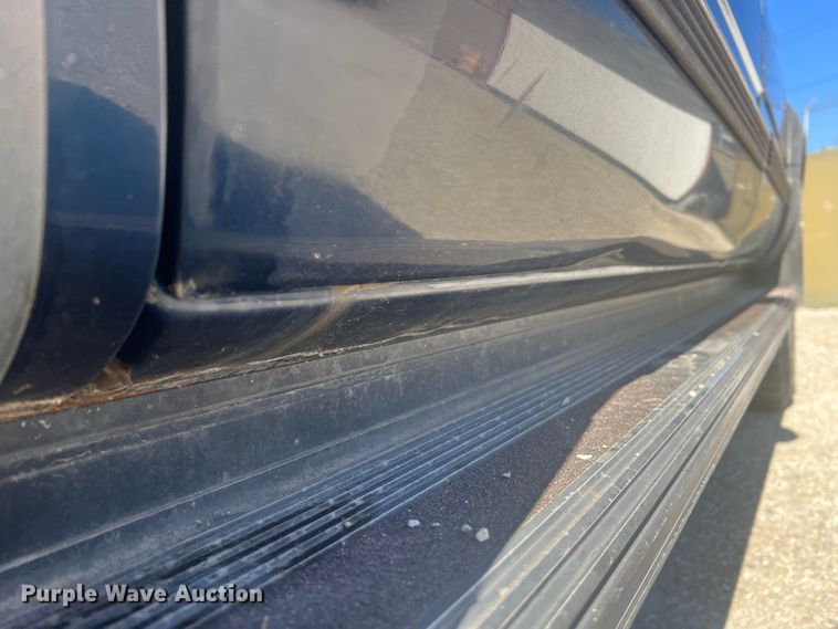 image for item JU9793 1999 Chevrolet Suburban K2500  SUV