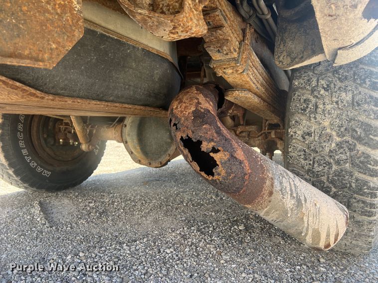 image for item JU9793 1999 Chevrolet Suburban K2500  SUV