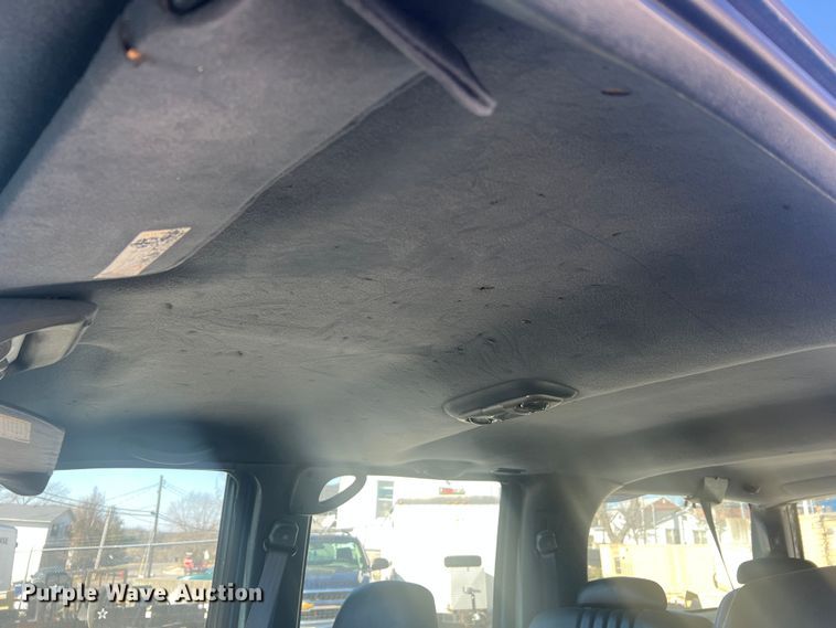 image for item JU9793 1999 Chevrolet Suburban K2500  SUV