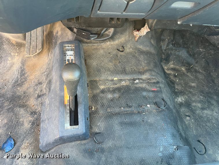 image for item JU9793 1999 Chevrolet Suburban K2500  SUV