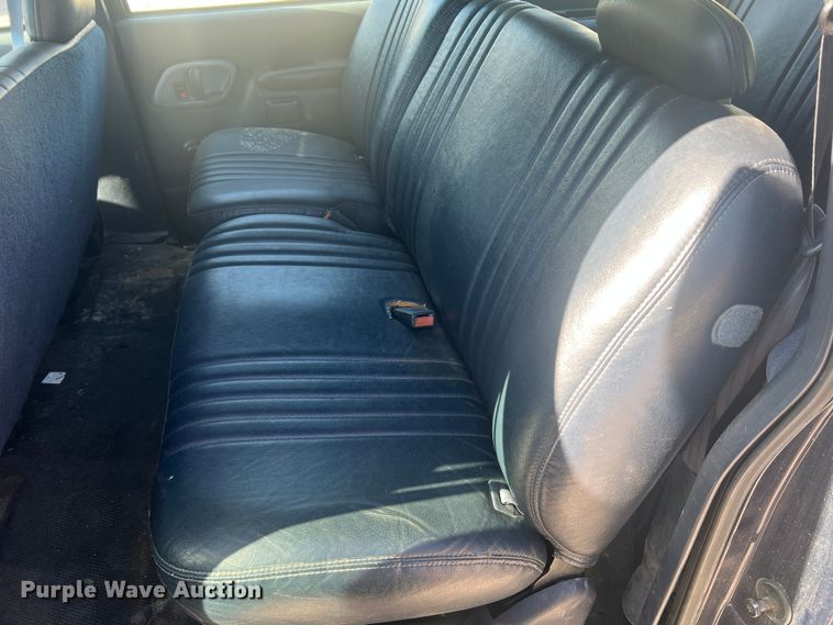 image for item JU9793 1999 Chevrolet Suburban K2500  SUV