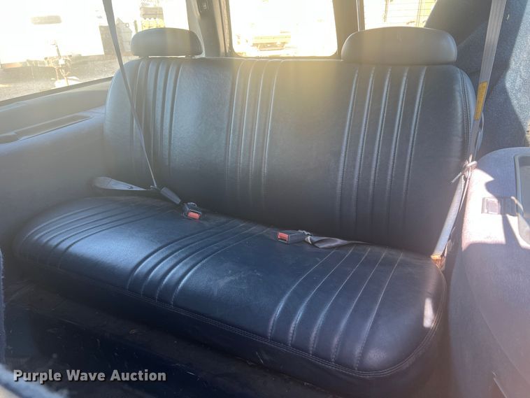 image for item JU9793 1999 Chevrolet Suburban K2500  SUV