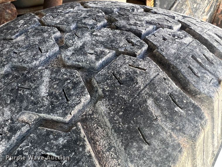 image for item JU9793 1999 Chevrolet Suburban K2500  SUV