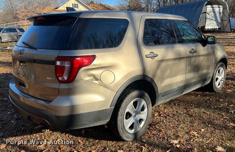 image for item JU9796 2017 Ford Explorer Police Interceptor  SUV