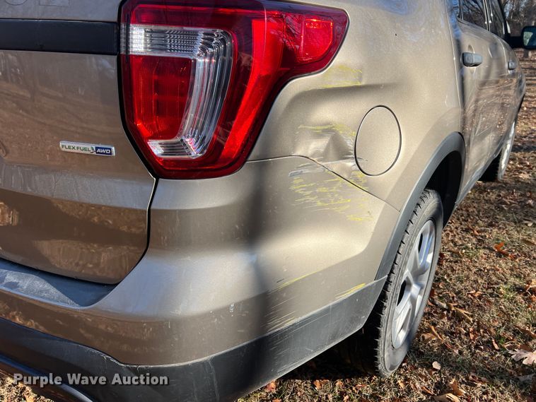 image for item JU9796 2017 Ford Explorer Police Interceptor  SUV