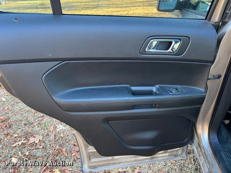 image for item JU9796 2017 Ford Explorer Police Interceptor  SUV