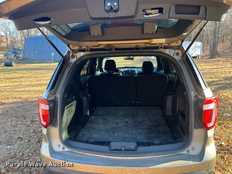 image for item JU9796 2017 Ford Explorer Police Interceptor  SUV