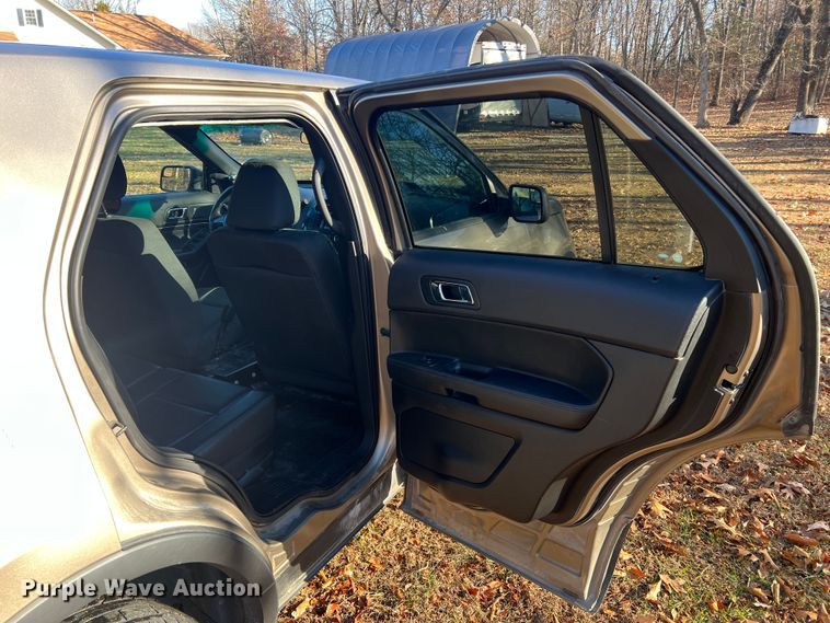 image for item JU9796 2017 Ford Explorer Police Interceptor  SUV