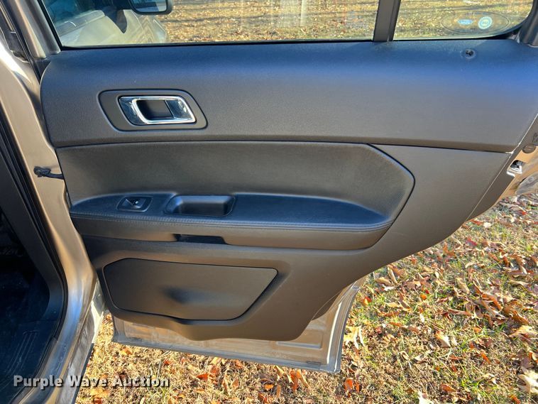 image for item JU9796 2017 Ford Explorer Police Interceptor  SUV