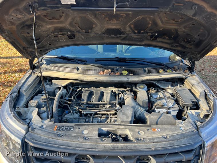 image for item JU9796 2017 Ford Explorer Police Interceptor  SUV