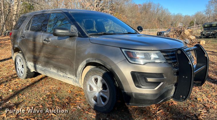 image for item JU9797 2017 Ford Explorer Police Interceptor  SUV