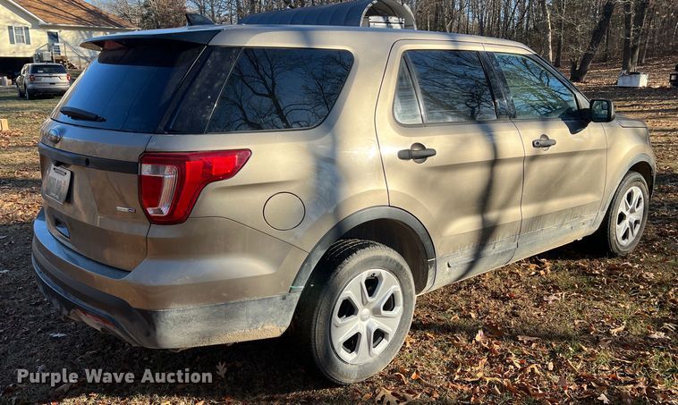 image for item JU9797 2017 Ford Explorer Police Interceptor  SUV