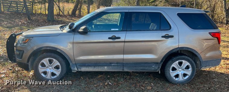 image for item JU9797 2017 Ford Explorer Police Interceptor  SUV