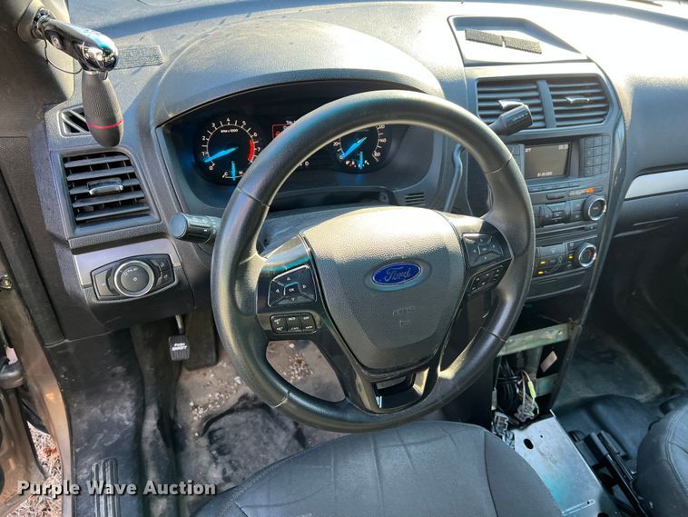 image for item JU9797 2017 Ford Explorer Police Interceptor  SUV