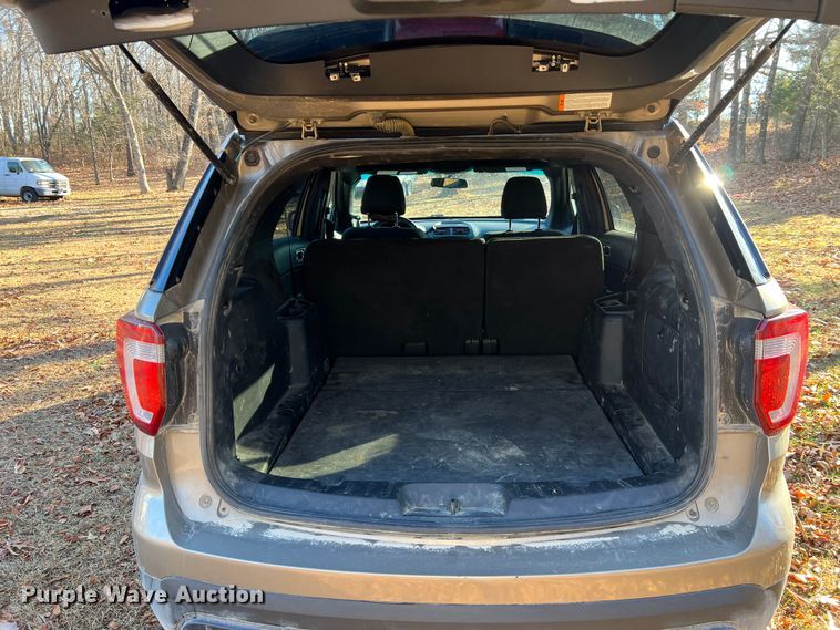 image for item JU9797 2017 Ford Explorer Police Interceptor  SUV