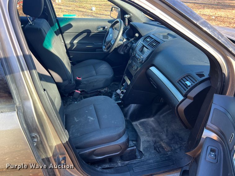 image for item JU9797 2017 Ford Explorer Police Interceptor  SUV