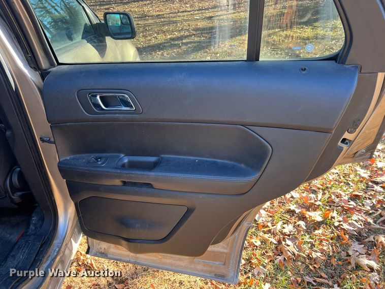 image for item JU9797 2017 Ford Explorer Police Interceptor  SUV