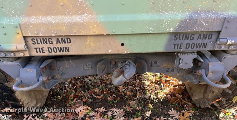 image for item JU9798 Am General M998 HMMWV  SUV