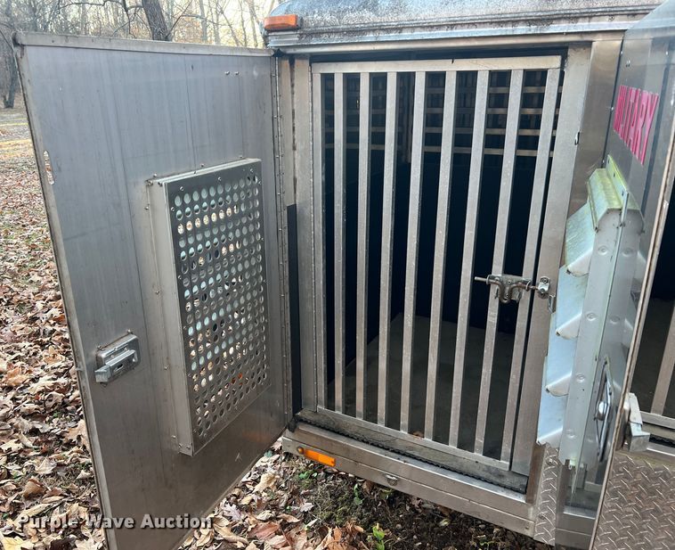 image for item JU9799 2014 Jackson Creek SST4  K-9 trailer