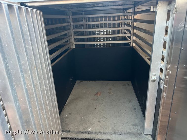 image for item JU9799 2014 Jackson Creek SST4  K-9 trailer