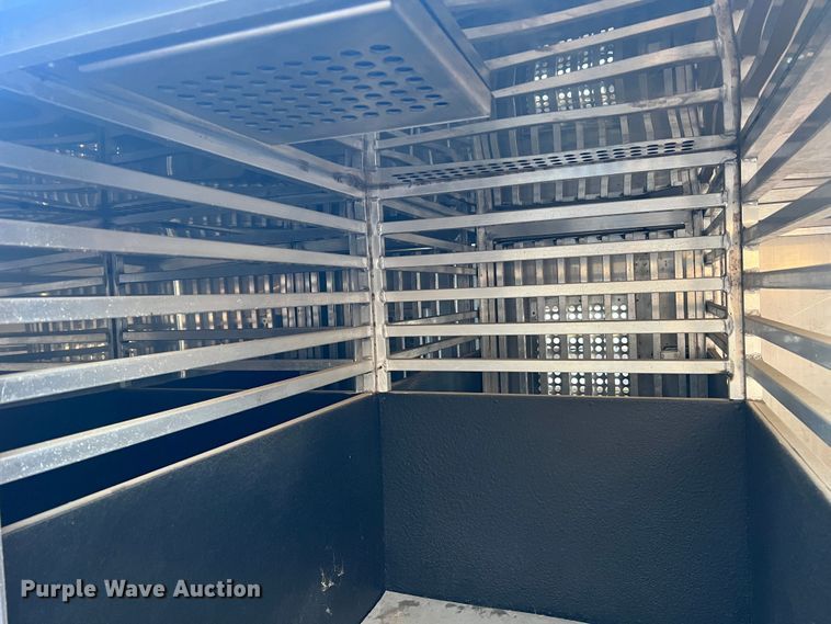 image for item JU9799 2014 Jackson Creek SST4  K-9 trailer