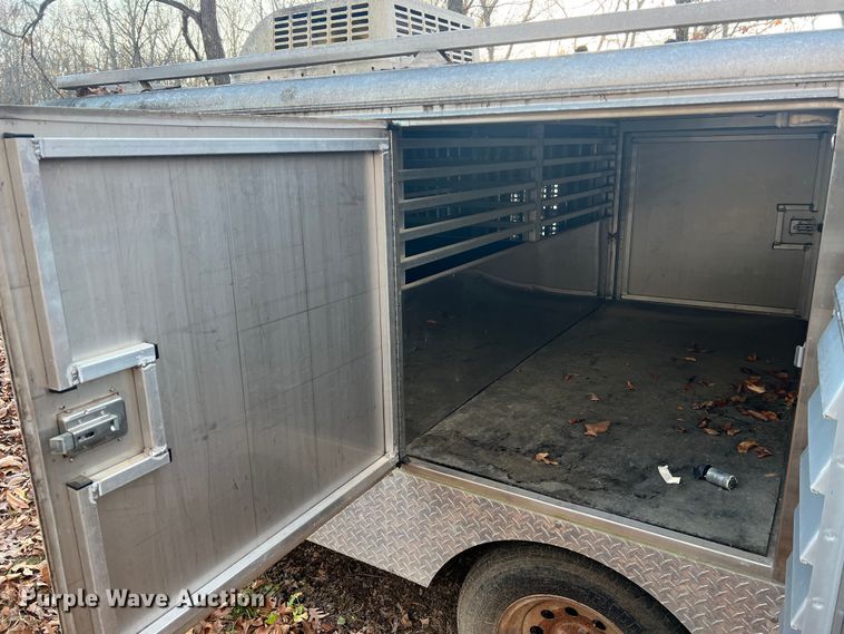 image for item JU9799 2014 Jackson Creek SST4  K-9 trailer