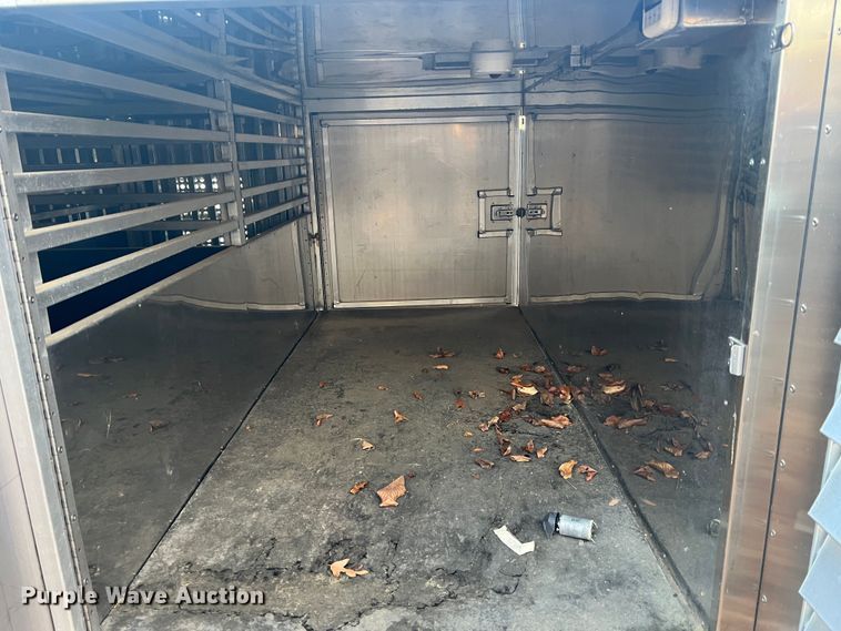 image for item JU9799 2014 Jackson Creek SST4  K-9 trailer