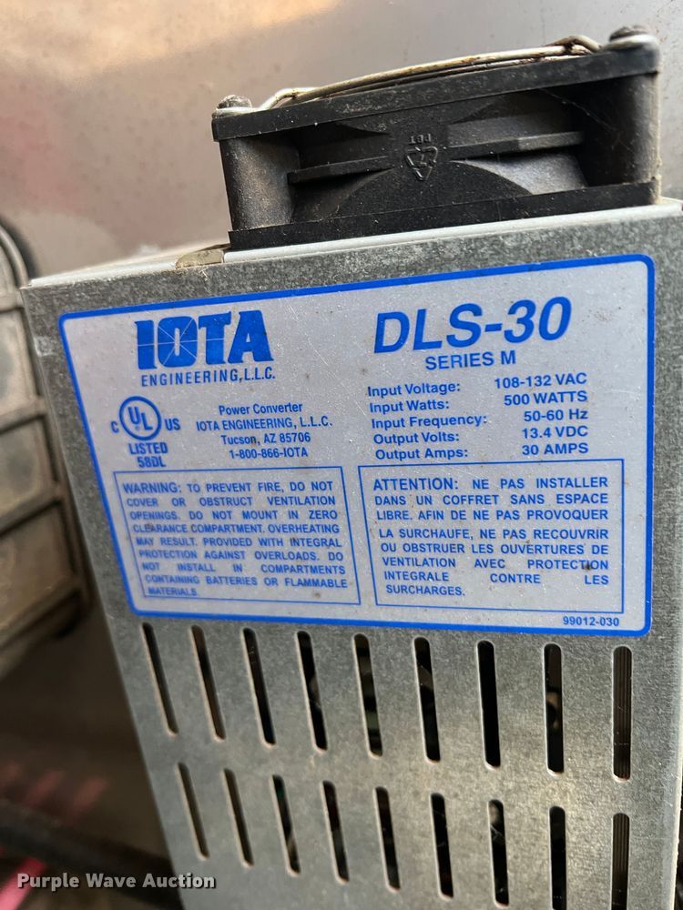 image for item JU9799 2014 Jackson Creek SST4  K-9 trailer