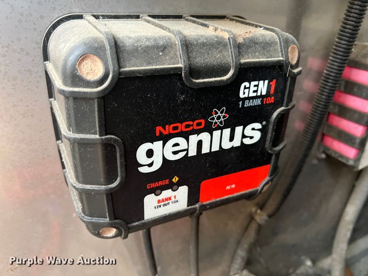 image for item JU9799 2014 Jackson Creek SST4  K-9 trailer