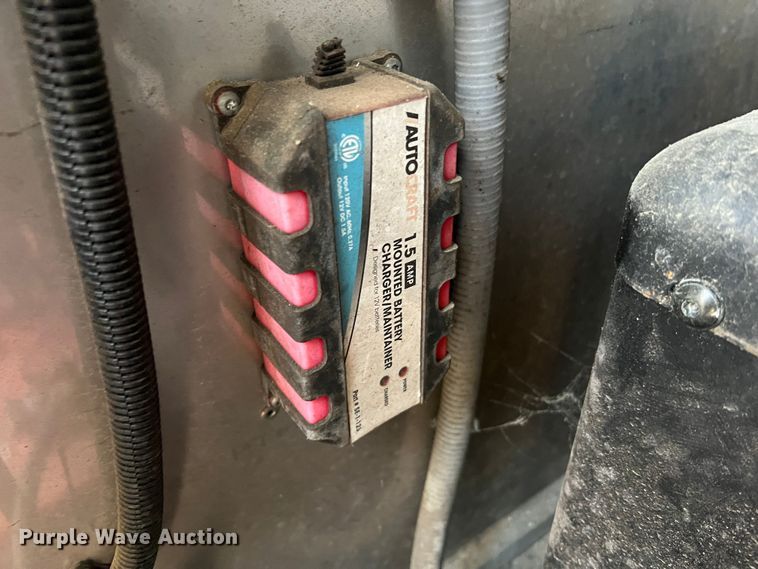 image for item JU9799 2014 Jackson Creek SST4  K-9 trailer