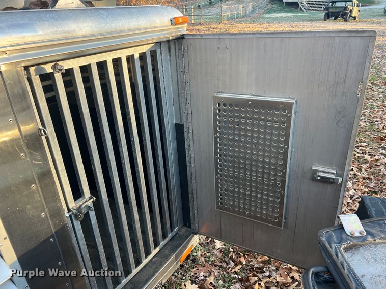 image for item JU9799 2014 Jackson Creek SST4  K-9 trailer