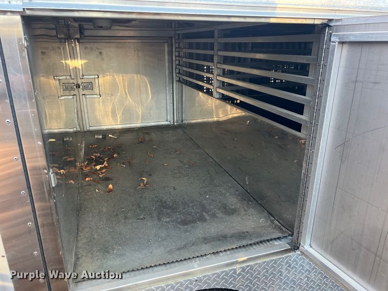 image for item JU9799 2014 Jackson Creek SST4  K-9 trailer