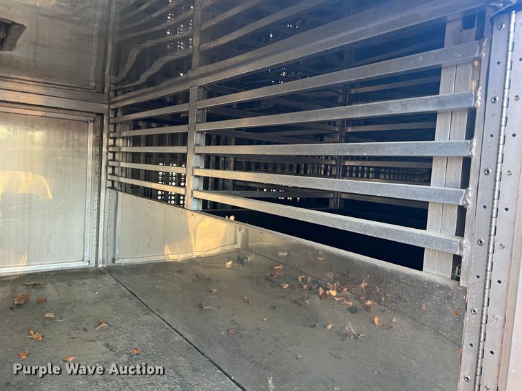 image for item JU9799 2014 Jackson Creek SST4  K-9 trailer