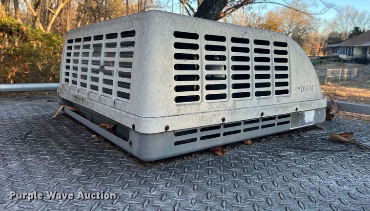 image for item JU9799 2014 Jackson Creek SST4  K-9 trailer